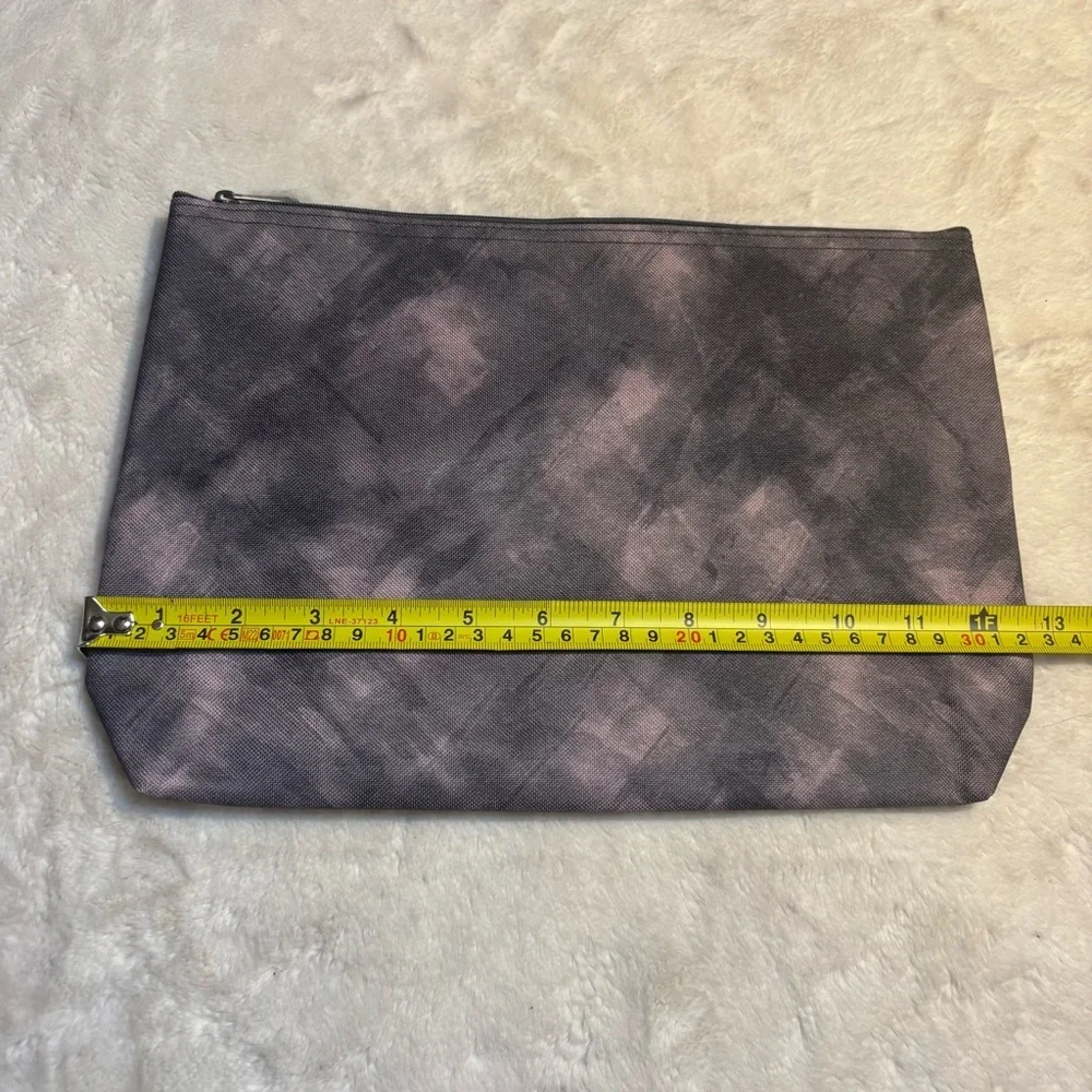 NEW Thirty-One Zipper Pouch AL69 Dusky Smoke Gray shades Cosmetic Bag Abstract